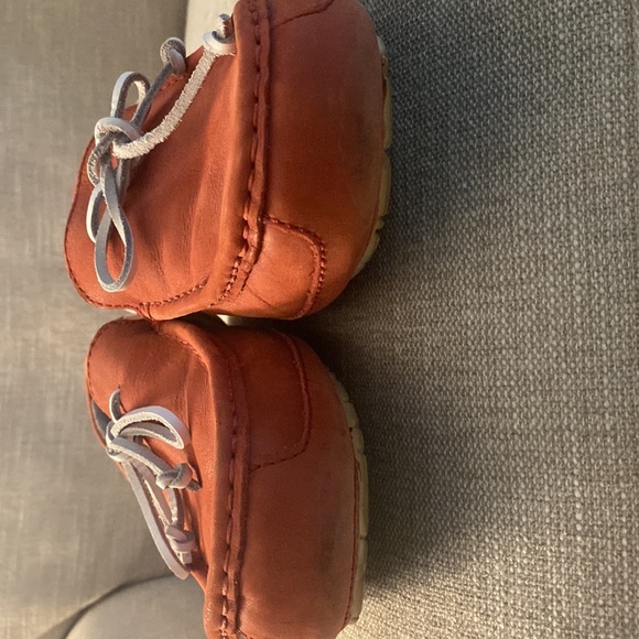 Mens UGG size 8 slip on Chester’s - Picture 7 of 7
